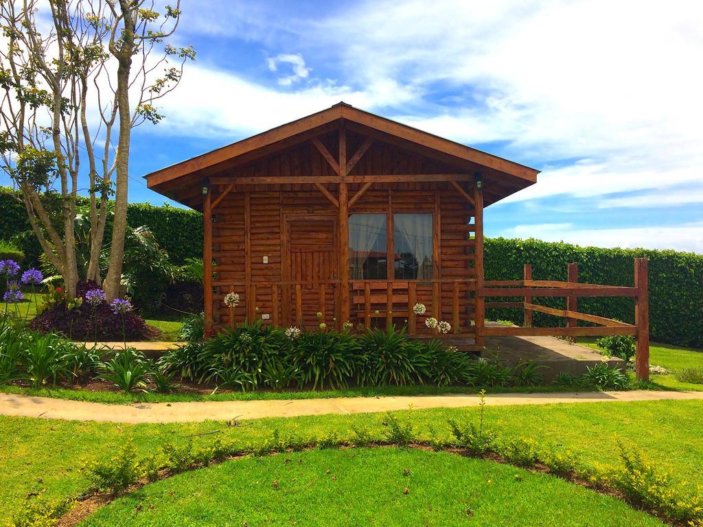 Grandpas Hotel&Restaurante Cartago Ruang foto