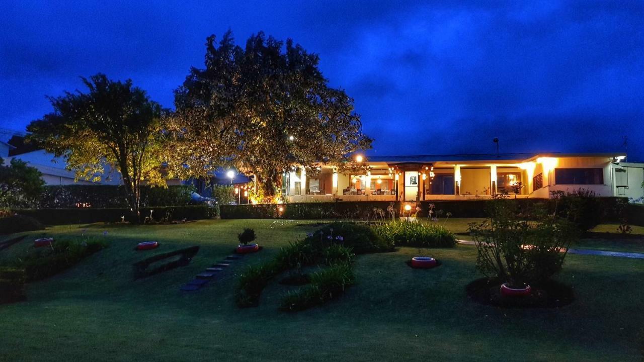 Grandpas Hotel&Restaurante Cartago Bagian luar foto